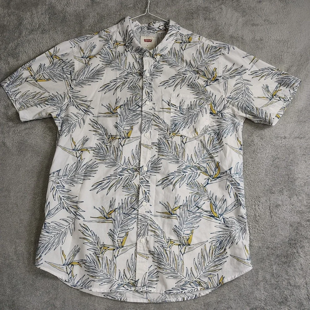 Levi's Men Button Up Shirt XL‎ Green Sketch Type Relaxed Hawaiian Pocket Collar
